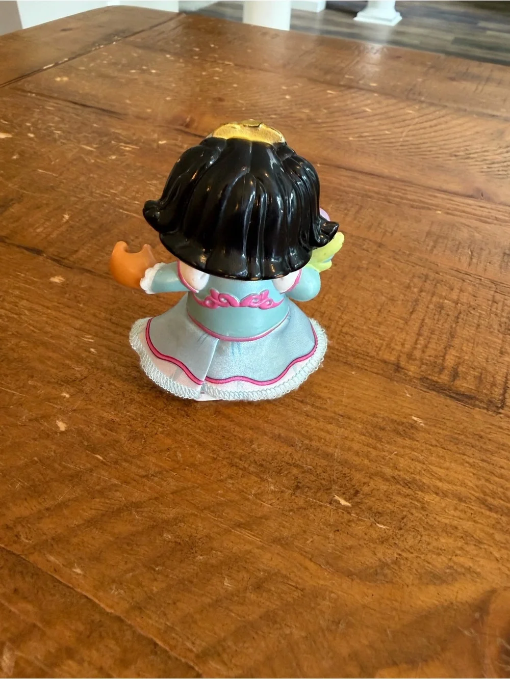 Fisher Price Little People Dance 'n Twirl Palace Bendable Princess as is